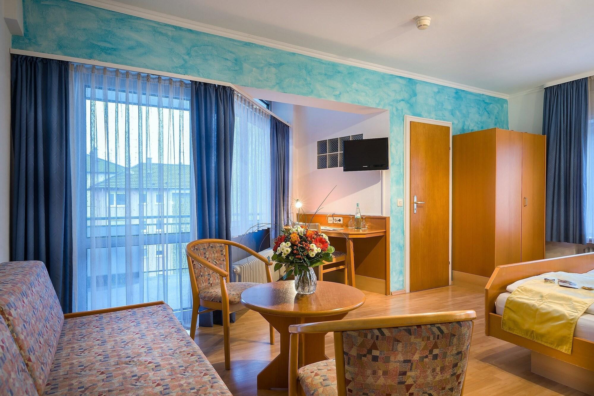Scope Hotel Greif Карлсруе Екстериор снимка