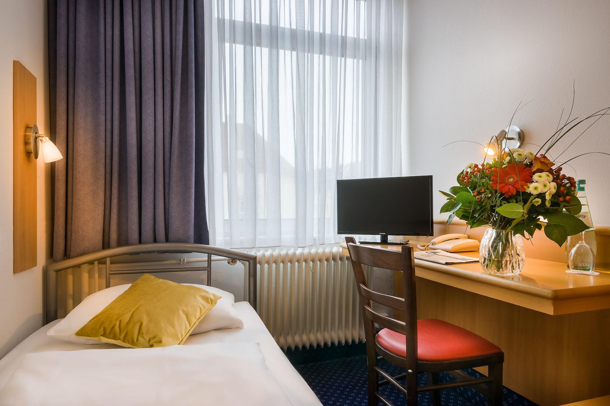 Scope Hotel Greif Карлсруе Екстериор снимка