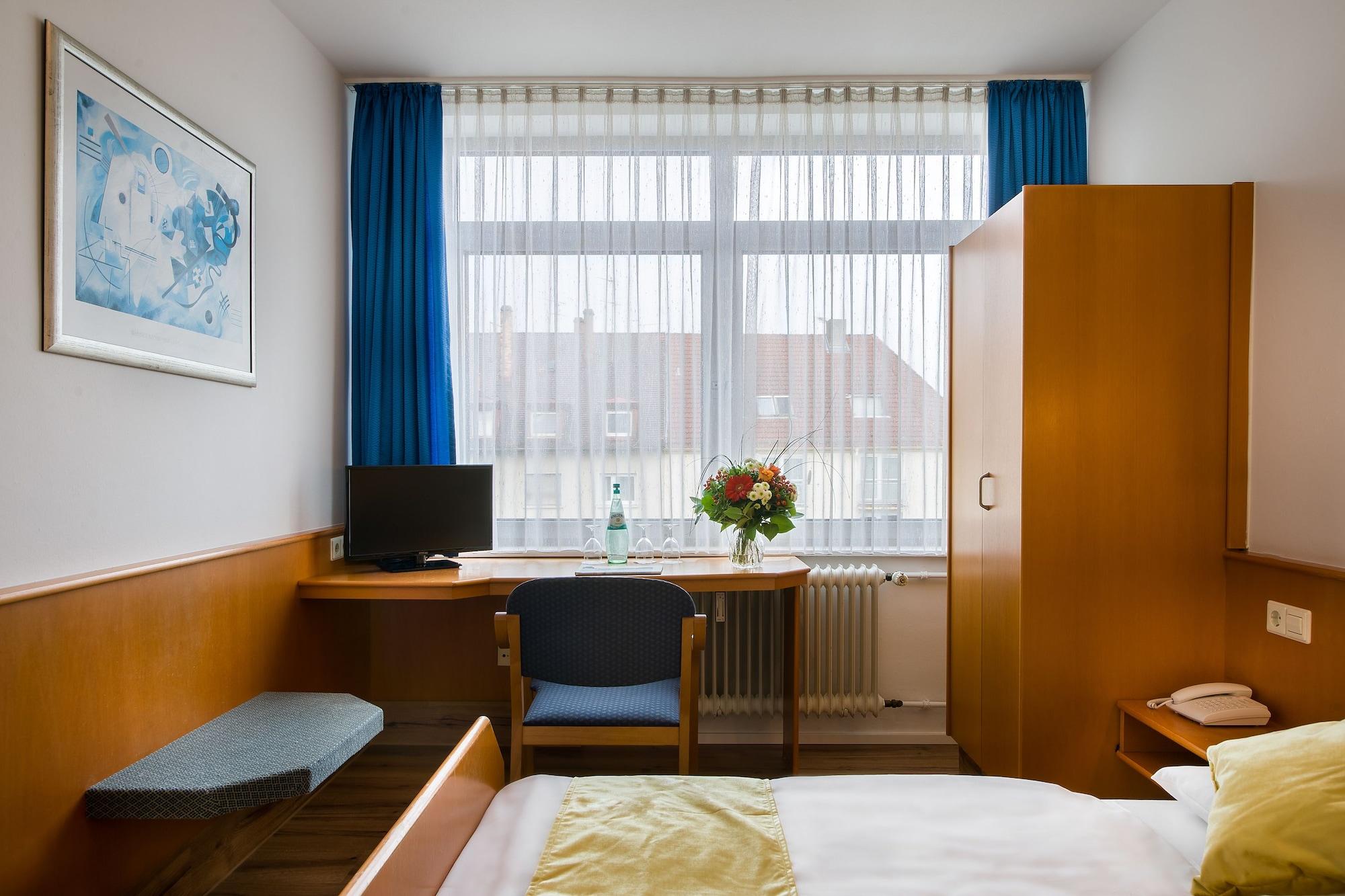 Scope Hotel Greif Карлсруе Екстериор снимка