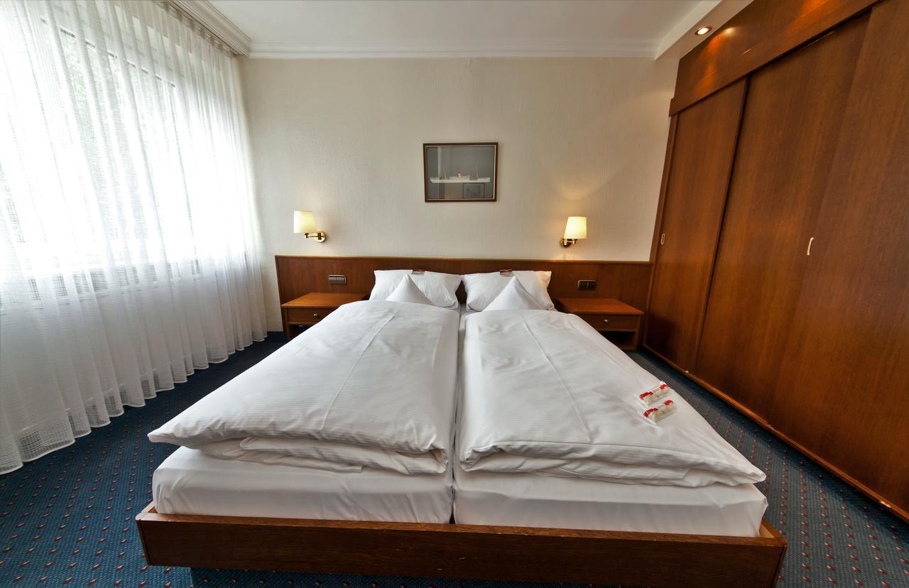 Scope Hotel Greif Карлсруе Екстериор снимка