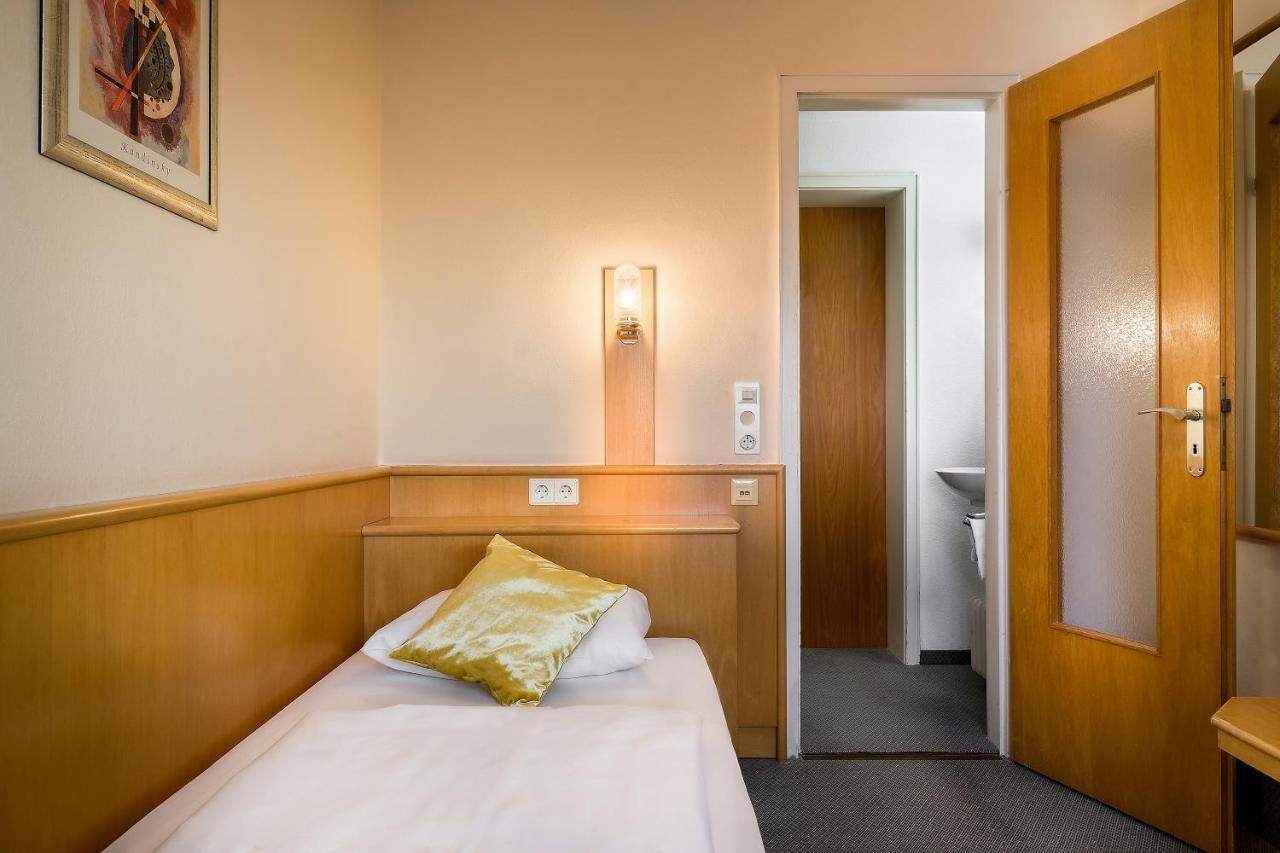 Scope Hotel Greif Карлсруе Екстериор снимка