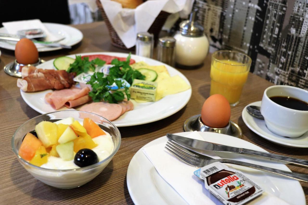 Scope Hotel Greif Карлсруе Екстериор снимка