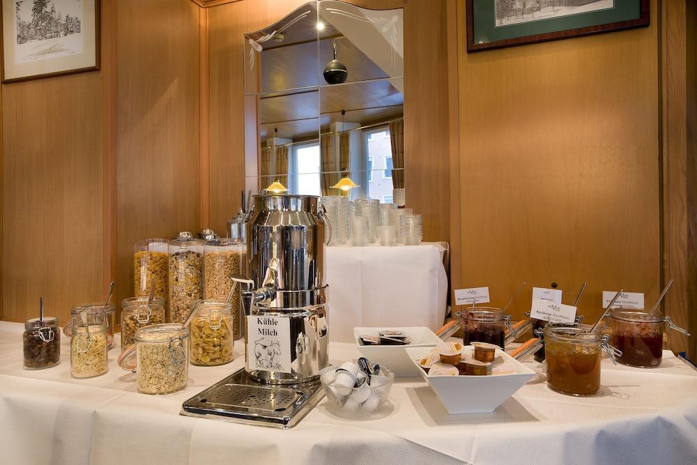 Scope Hotel Greif Карлсруе Екстериор снимка